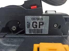 Opel Zafira C Front door lock 