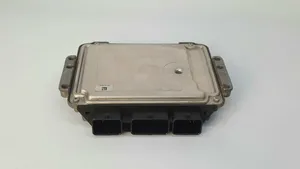 Peugeot 207 Motorsteuergerät ECU 0281013868