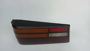 Ford Orion Lampy tylnej klapy bagażnika 