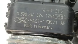 Ford Fiesta Etupyyhkimen vivusto ja moottori 8A61-17B571-AB