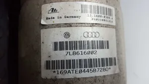 Audi Q7 4L Aizmugurē amortizators 7L8616002