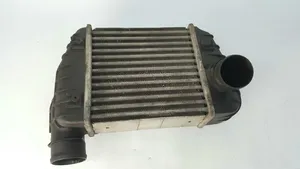 Audi A6 S6 C6 4F Chłodnica powietrza doładowującego / Intercooler 038906051C