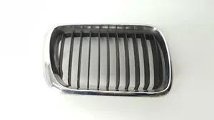 BMW 3 E36 Front bumper upper radiator grill 8185802