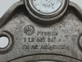 Volkswagen Touareg I Triangle bras de suspension inférieur avant 7L0407021B