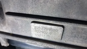 Mercedes-Benz S W221 Manuaalinen 5-portainen vaihdelaatikko 2212709500