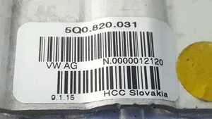 Volkswagen Golf VII Engine oil radiator 