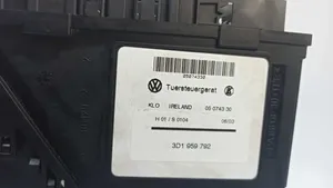 Volkswagen Touareg I Podnośnik szyby drzwi z silniczkiem 0130821765