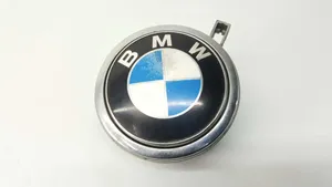 BMW 1 E81 E87 Uchwyt / Rączka zewnętrzna otwierania klapy tylnej / bagażnika 04101302