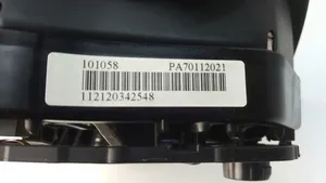 Opel Combo D Ohjauspyörän turvatyyny 95509577