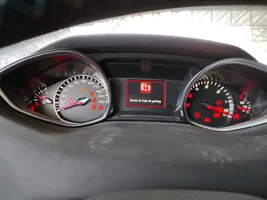 Peugeot 308 SW  Speedometer (instrument cluster) 1651148680