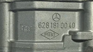 Mercedes-Benz S W220 Öljypumppu A6281800001