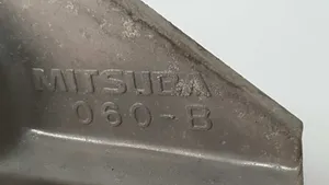 Nissan Pathfinder R51 Mechanizm i silniczek wycieraczek szyby przedniej / czołowej 060A