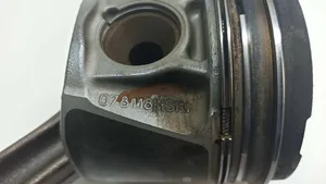 Audi A4 S4 B6 8E 8H Piston 