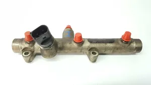 Volkswagen Touareg I Fuel main line pipe F00R001650