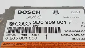 Volkswagen Touareg I Airbag control unit/module 0285001800