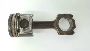 Opel Zafira B Piston 