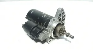 Volkswagen Golf III Starter motor 068911023T