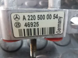 Mercedes-Benz S W220 Jäähdyttimen lauhdutin (A/C) A2205000154