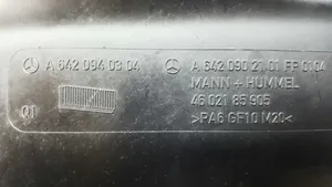 Mercedes-Benz ML W164 Коробка воздушного фильтра A6420902101