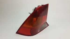 Ford Focus Lampy tylnej klapy bagażnika 1150022