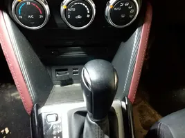 Mazda CX-3 Ātrumu pārslēgšanas sviras dekoratīvā apdare (āda, uzgalis) D09L-46-030A
