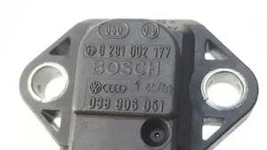 Audi A4 S4 B5 8D Czujnik ciśnienia powietrza 0281002177