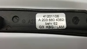 Mercedes-Benz C W203 Support bouton lève vitre porte avant 