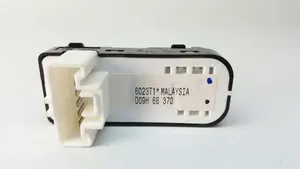 Mazda CX-3 Interruttore di controllo dell’alzacristalli elettrico 6023T1