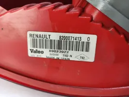 Renault Clio II Lampy tylnej klapy bagażnika 89023922