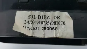 Opel Combo D Dysze / Kratki środkowego nawiewu deski rozdzielczej 735470545