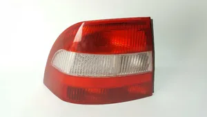 Opel Vectra B Lampy tylnej klapy bagażnika 37370748