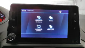 Peugeot Partner III Monitor / wyświetlacz / ekran 