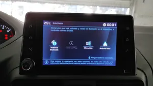 Peugeot Partner III Monitori/näyttö/pieni näyttö 