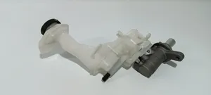 Nissan X-Trail T32 Główny cylinder hamulca 0204796467