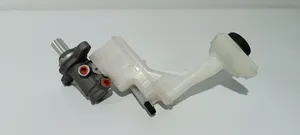 Nissan X-Trail T32 Główny cylinder hamulca 0204796467