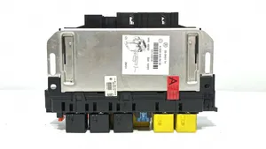 Mercedes-Benz S W220 Module de fusibles A0325458232