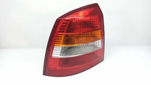 Opel Astra G Lampy tylnej klapy bagażnika 13110929