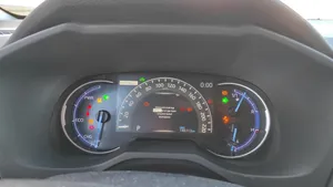 Toyota RAV 4 (XA40) Geschwindigkeitsmesser Cockpit 