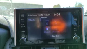 Toyota RAV 4 (XA40) Monitor / wyświetlacz / ekran 