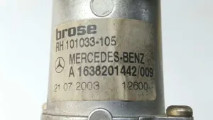 Mercedes-Benz ML W163 Silniczek podnoszenia szyby drzwi tylnych 101033-105