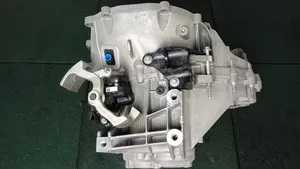 Ford Focus Mechaninė 5 pavarų dėžė 2747216