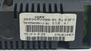 Peugeot 207 Monitori/näyttö/pieni näyttö 9663205580-01