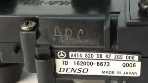 Mercedes-Benz Vaneo W414 Aizmugurē loga pacēlāja motoriņš 