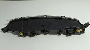 Citroen C4 II Picasso Передняя фара 89208991