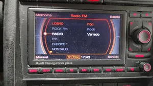 Audi A4 S4 B6 8E 8H Stacja multimedialna GPS / CD / DVD 8E0035192BX