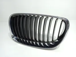 BMW 1 E81 E87 Maskownica / Grill / Atrapa górna chłodnicy 