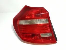 BMW 1 E81 E87 Lampy tylnej klapy bagażnika 7164955