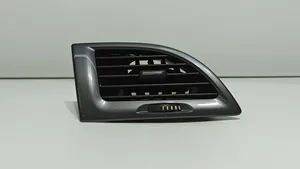 Renault Megane III Grille d'aération centrale 