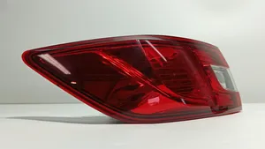 Renault Clio IV Lampy tylnej klapy bagażnika 