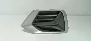 Audi Q3 F3 Etupuskurin alempi jäähdytinsäleikkö 83A853053